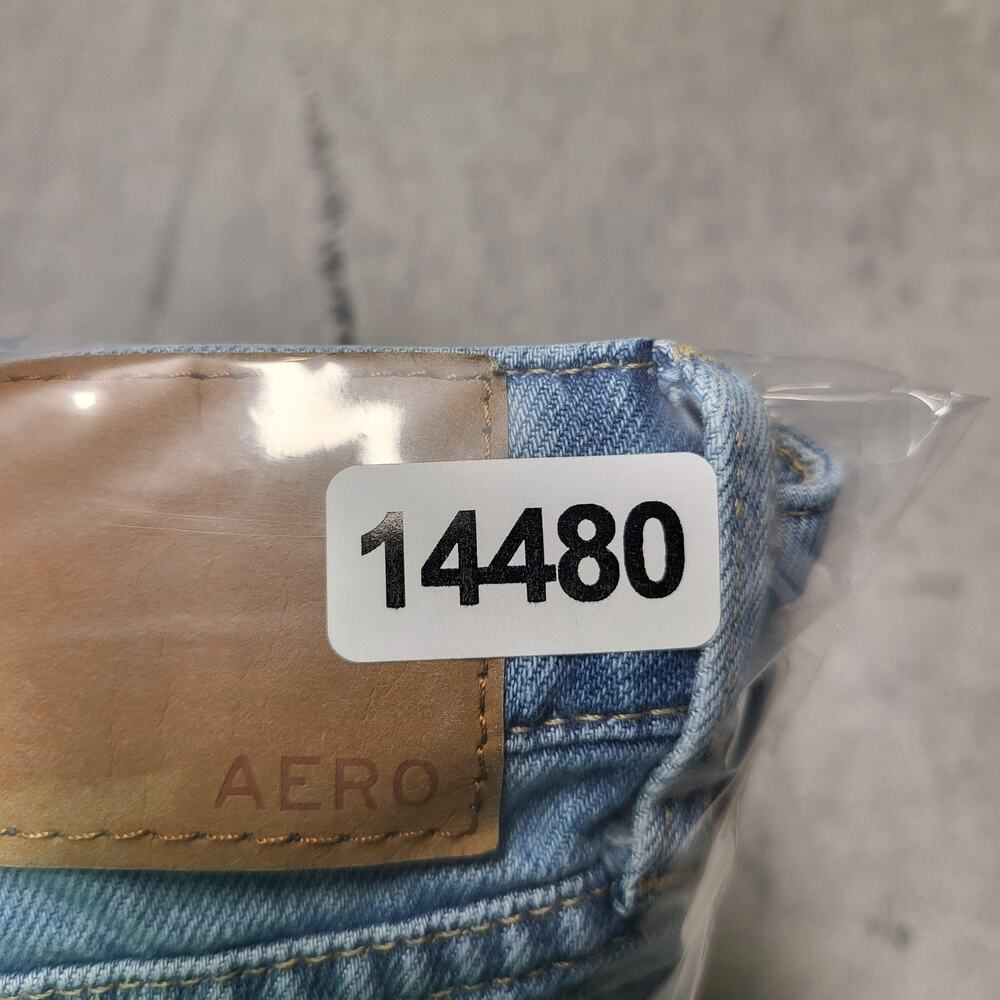Aeropostale Jeans Womens 12 Blue High Rise Wide-Leg Relaxed Light Wash - Picture 10 of 10